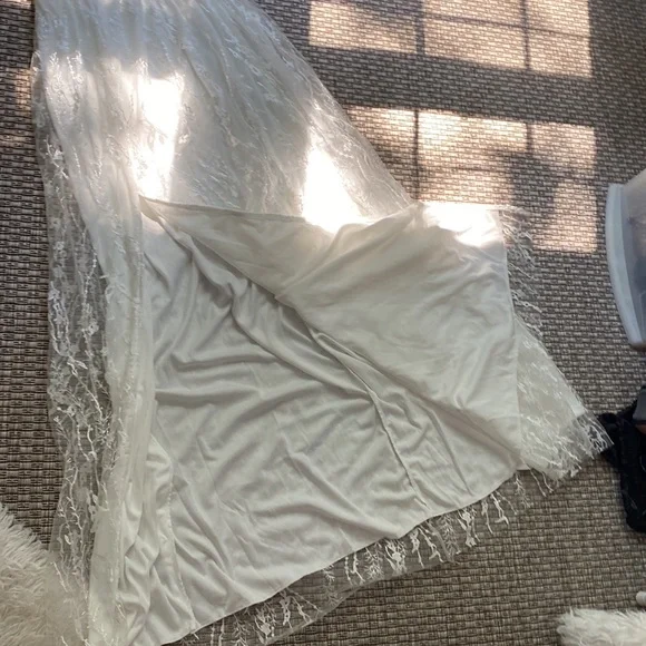 WHITE Dress 👗 🌟NWOT 👰‍♂️